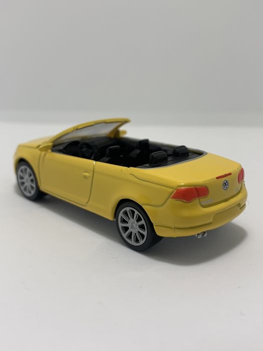 Volkswagen Eos Cabrio da Norev escala 1/64