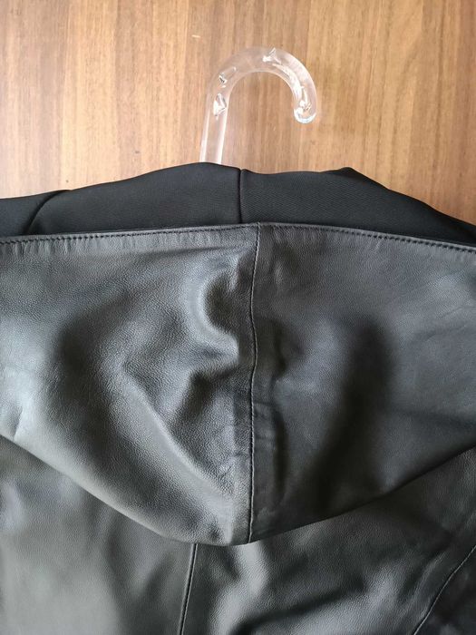 Куртка шкіряна НОВА