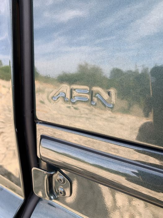 Land Rover Defender TD4