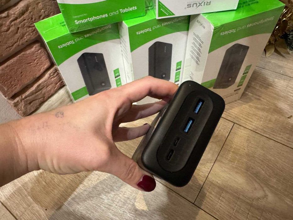 Павербанк Power Bank Rixus 40000 mAh 22.5W для ноутбука швидка зарядка