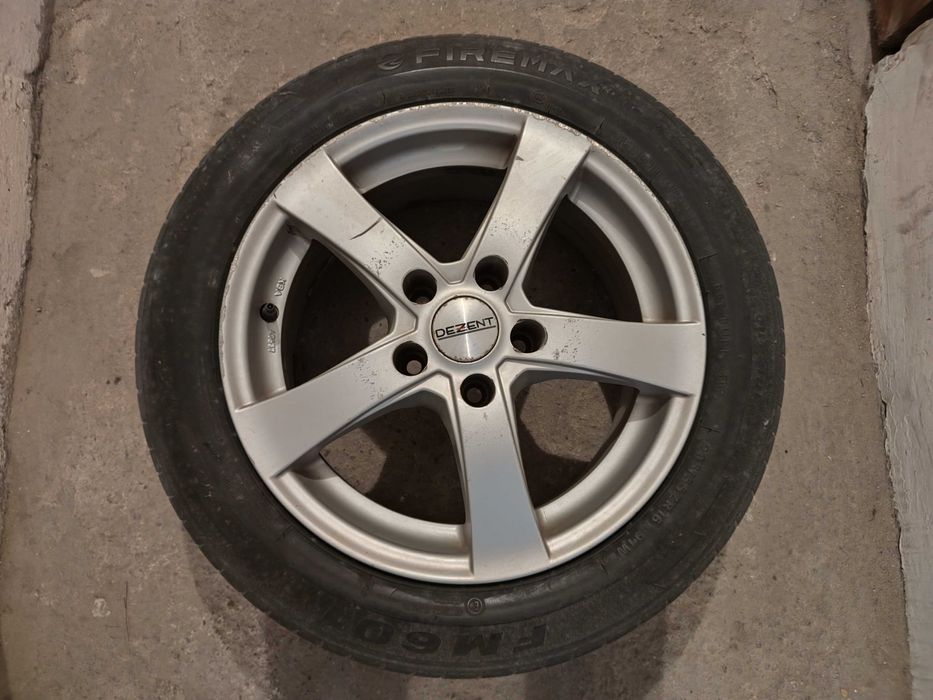 Felgi aluminiowe Audi Dezent r16 5x112 opony 205/55 Volkswagen Skoda