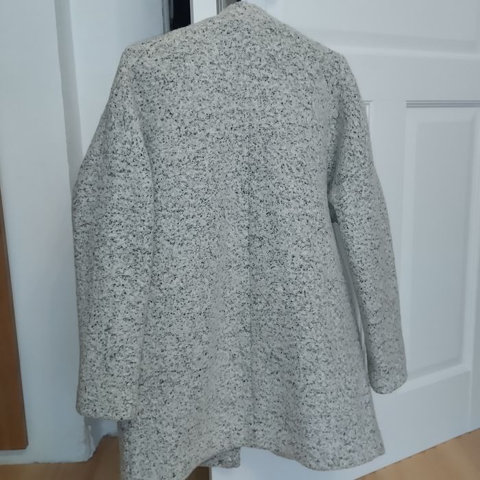 Śliczny płaszczyk H&M
