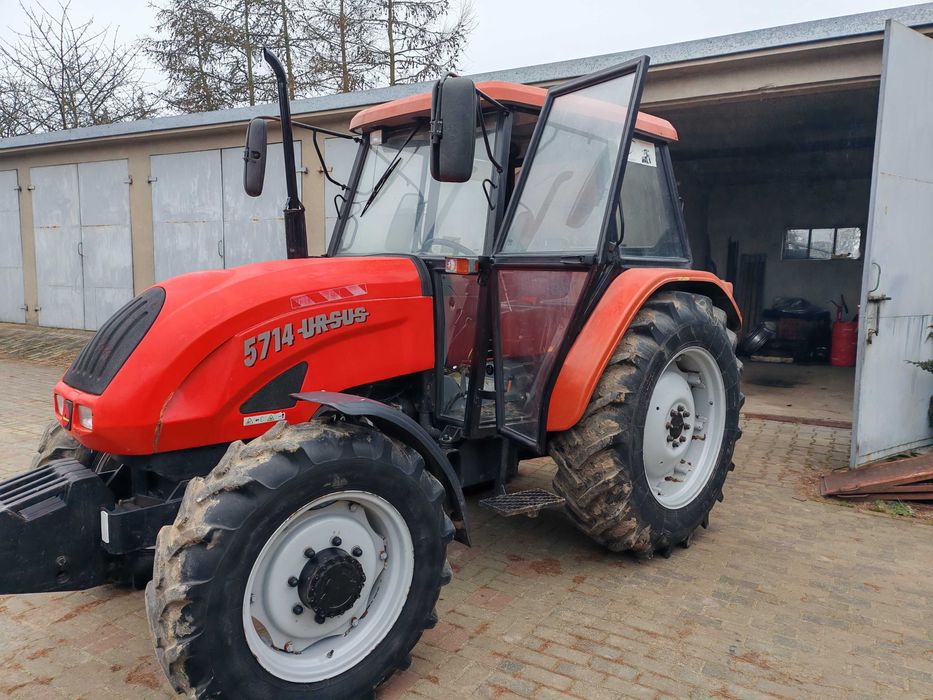 Ciągnik rolniczy Ursus 5714 stan bdb