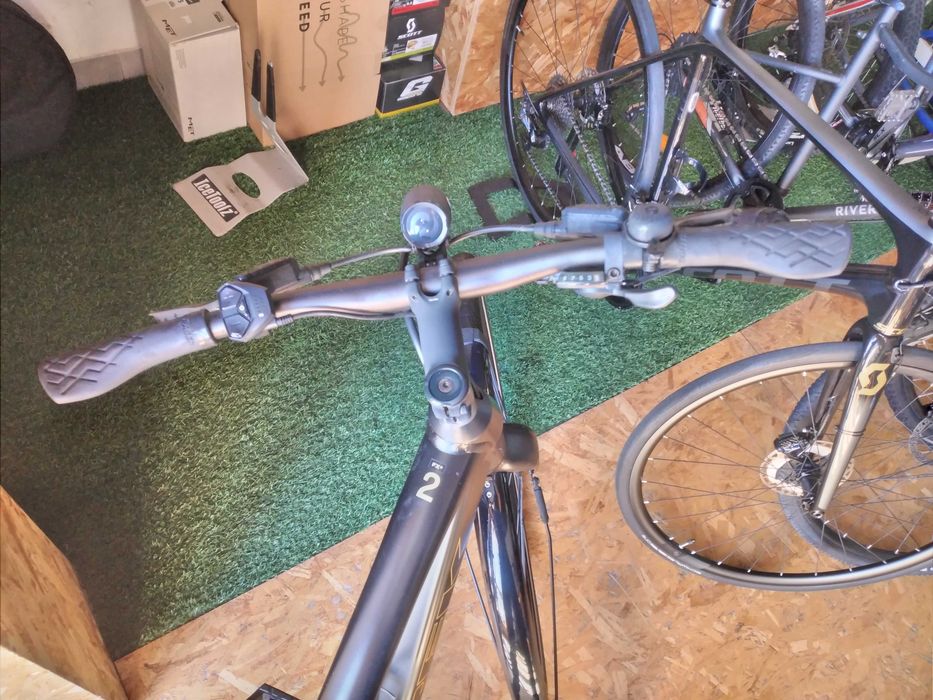 Bicicleta Elétrica Trek FX+ 2