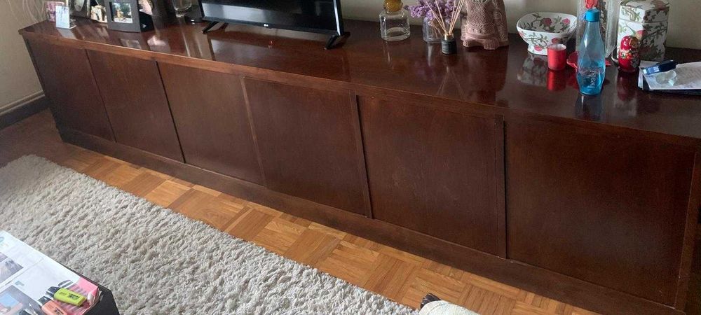 Móvel de Sala em Madeira de Cerejeira Maciça