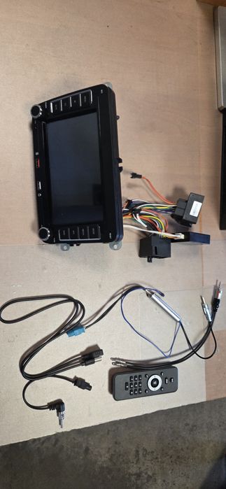 Radio stacja carplay passat b7