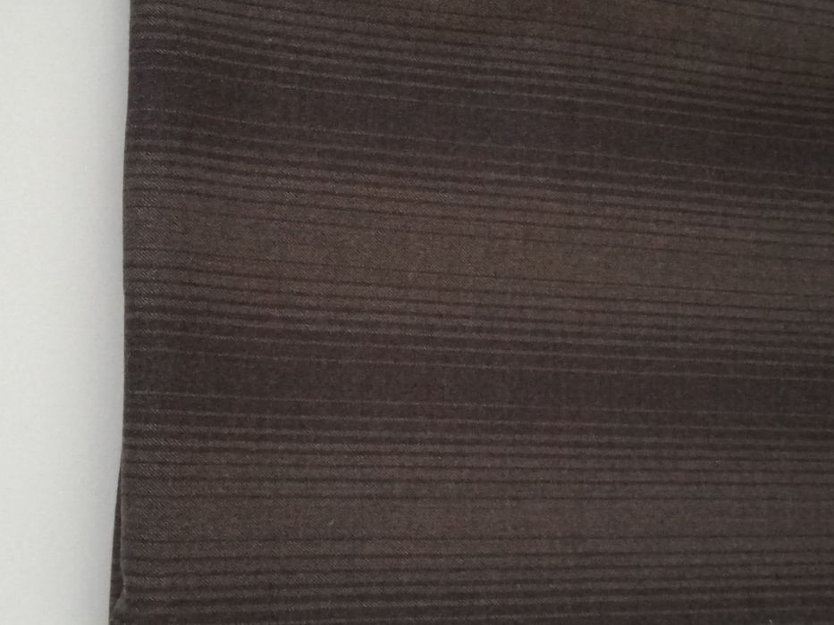 Tecidos  de linho,  ganga e sarja