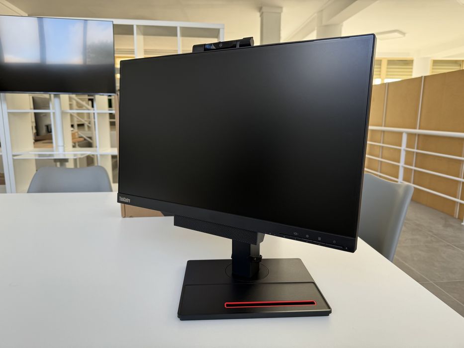 All-In-One Lenovo M700 | i5-6500T | 8Gb | 256Gb SSD | 1 ANO GARANTIA