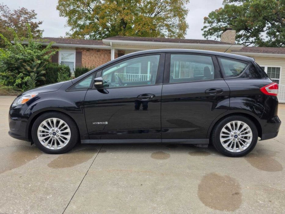 Ford C-Max Hybrid Se      2017