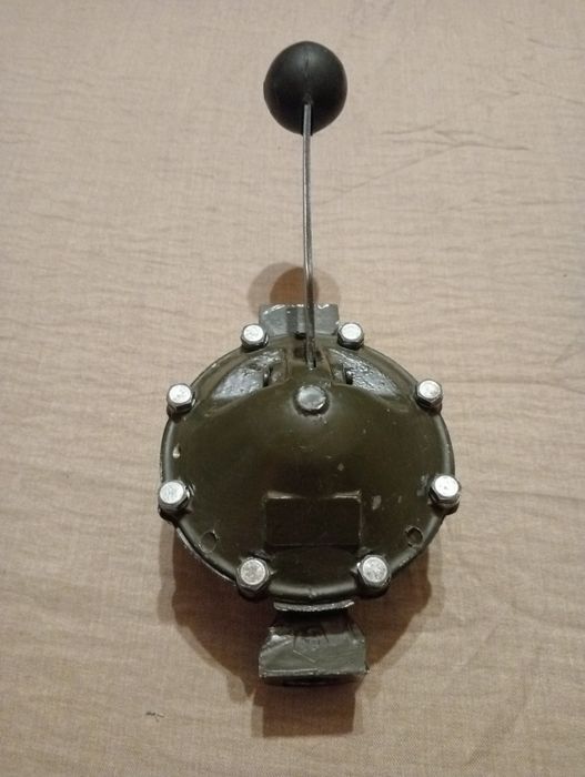Натяжний ролік ЯМЗ 236-238(ОРИГІНАЛ)