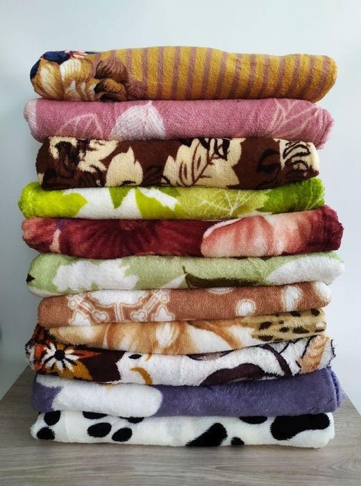 Плед, покривало, простирадло мікрофібра