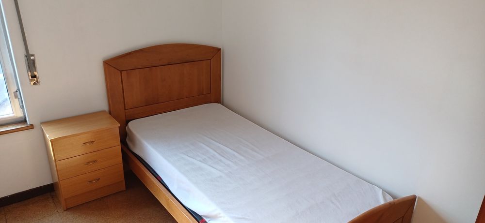 Quarto para estudante