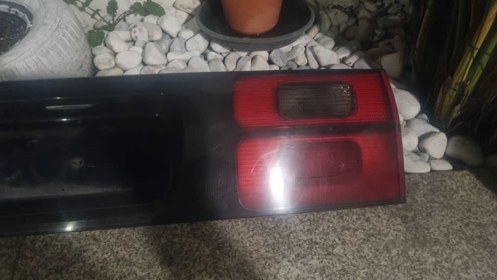 Reflector  Farolim Traseiro da Mala Volkswagen Sharan