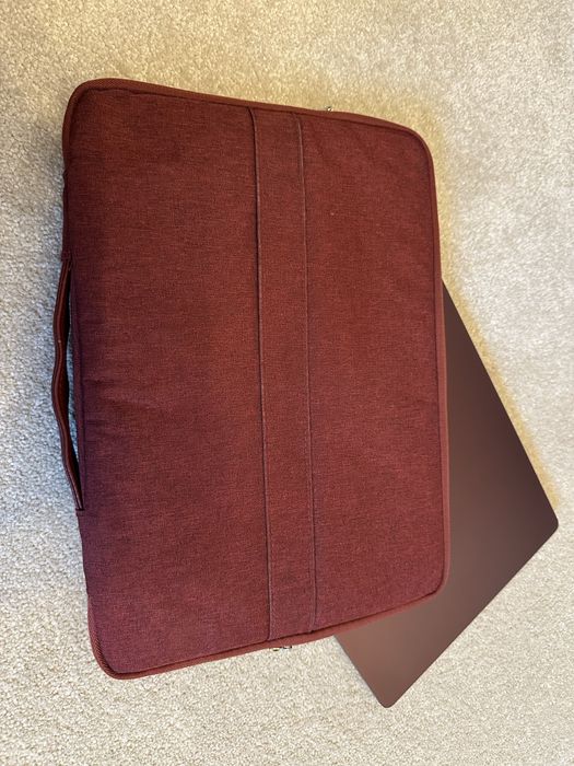 Microsoft Surface Laptop 2 (i5, 8GB RAM, 256GB SSD)64738474814979122