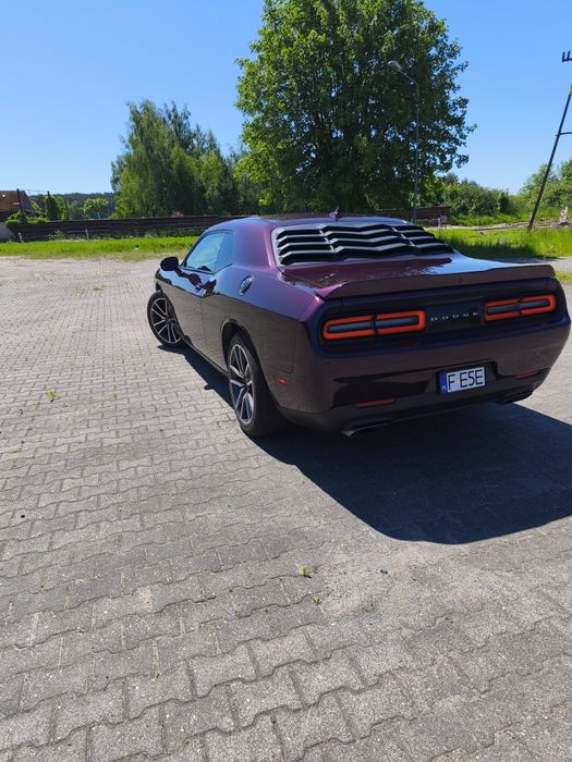 Dodge challenger