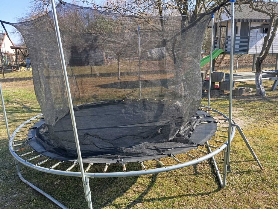 Trampolina ogrodowa 300