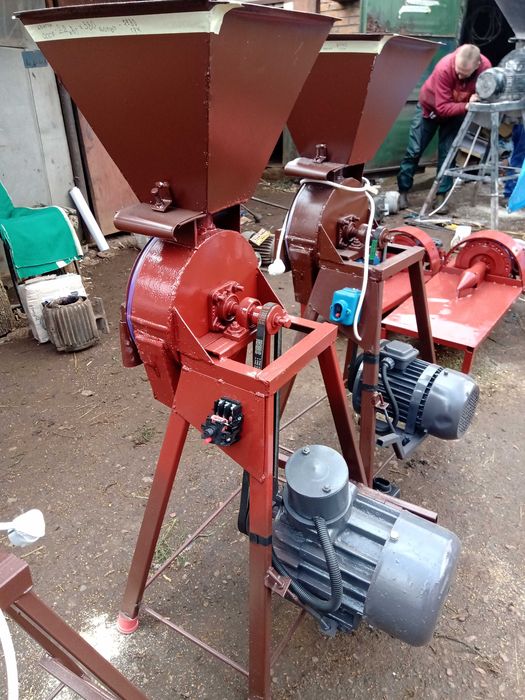 Ремневой Млин Млинок на зерно ДКУ электродвигатель 2.2-5.5квт220\380 в