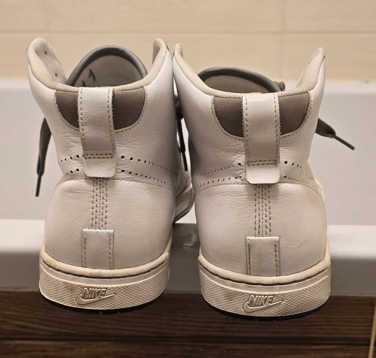 Buty Nike jak nowe 45