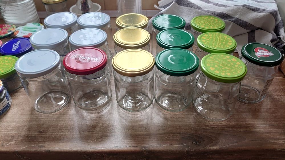 Баночки с крышками твист