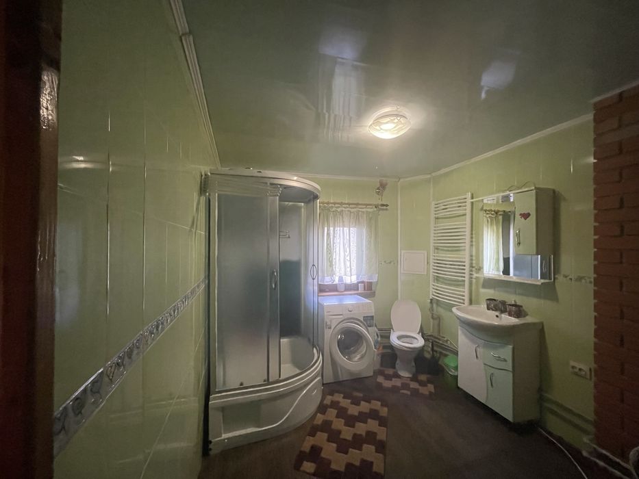 Оренда котеджу  “Carpathian dew” на 8-10 осіб у Карпатах!