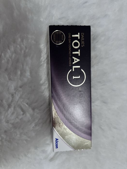 Контактні лінзи одноденні Alcon Dailies Total