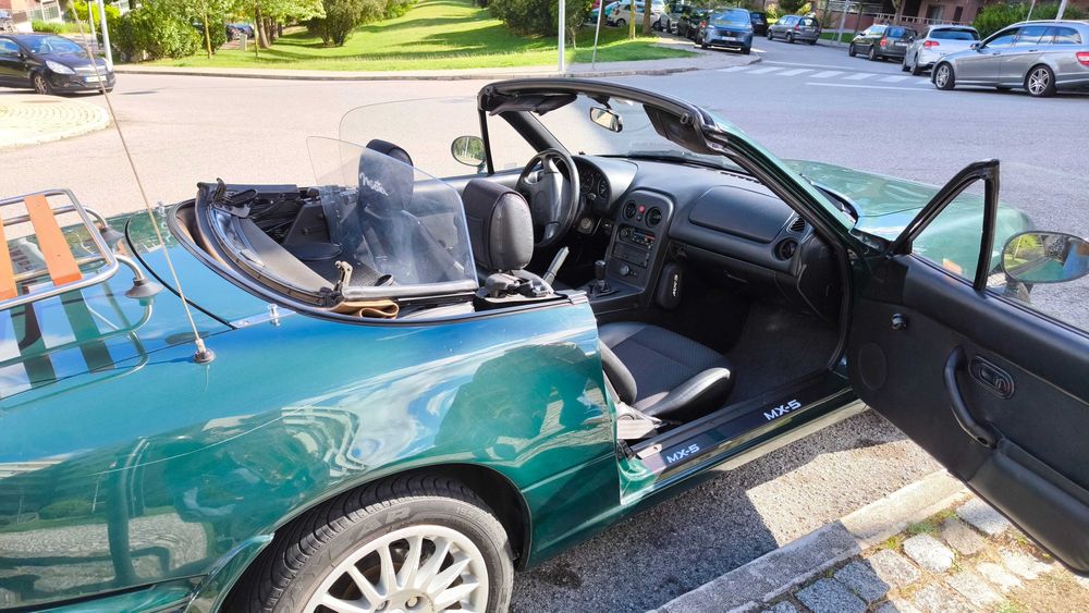 Mazda MX 5 NA British Racing Green (HU)