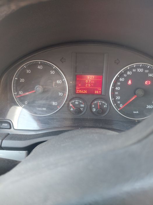 Гольф 5 1.4 саха