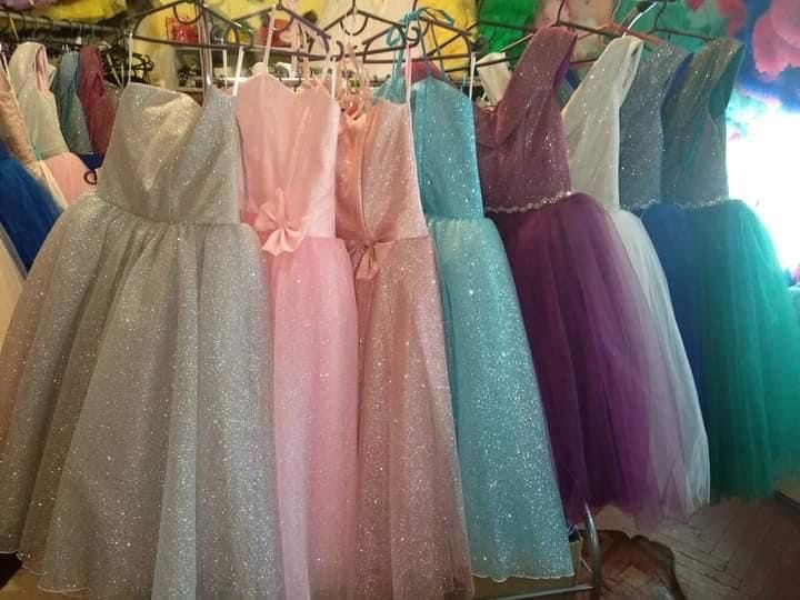 Прокат суконь та костюмів на свята, фотосесії, тематичні вечірки і ін