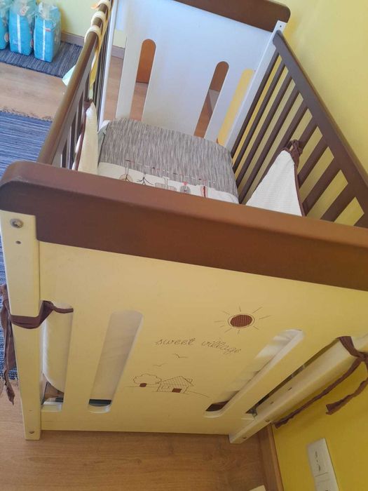 Cama de grades madeira com gaveta