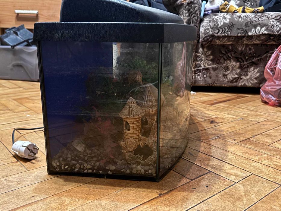 Продам Аквариум большой