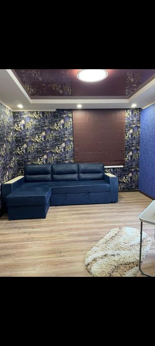 Продам  двоповерховий будинок  р-н  аврів
