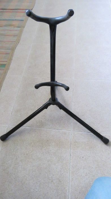 vendo tripé para sxofone