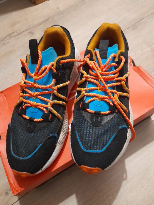 Buty Under Armour 40