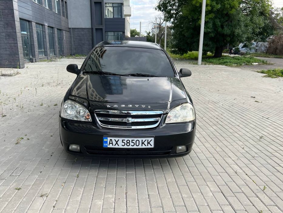 Шевроле лачетти  1.6  газ /бенз