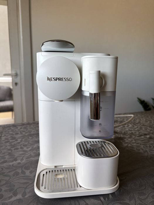 Nespresso Latissima one