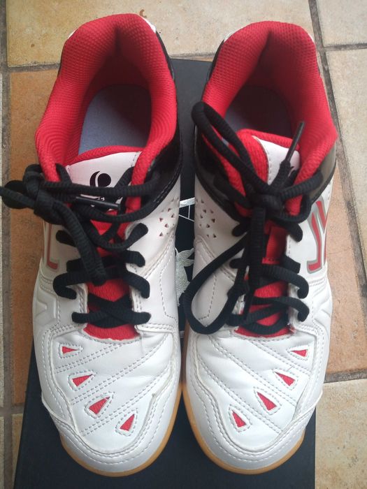 Buty tenisowe, do badmintona Artengo 37 nowe