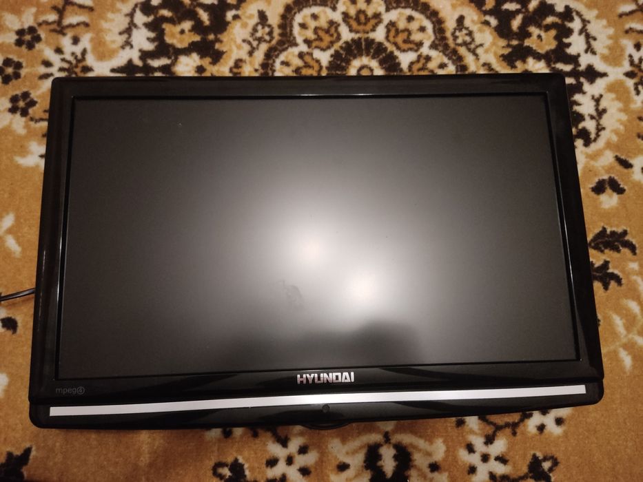 Телевізор Hyundai HLH 22840 MP4 САМОВИВІЗ