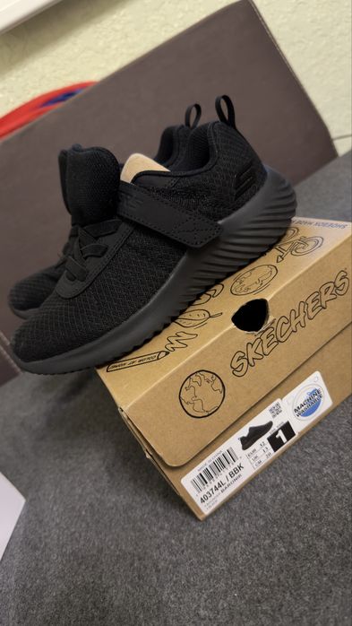 Кросівки на хлопчика skechers 32p