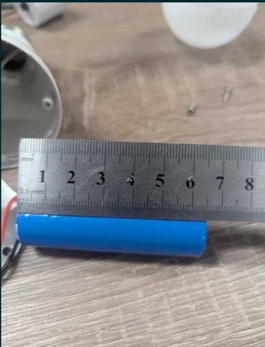 Лампочка з акумулятором, самозаряджаюча Е 27 9 Вт Фонарик аварійна Опт