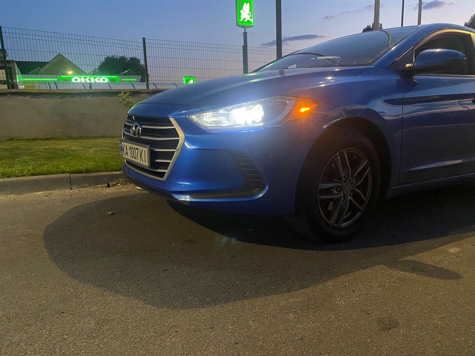 Hyundai elantra 2016