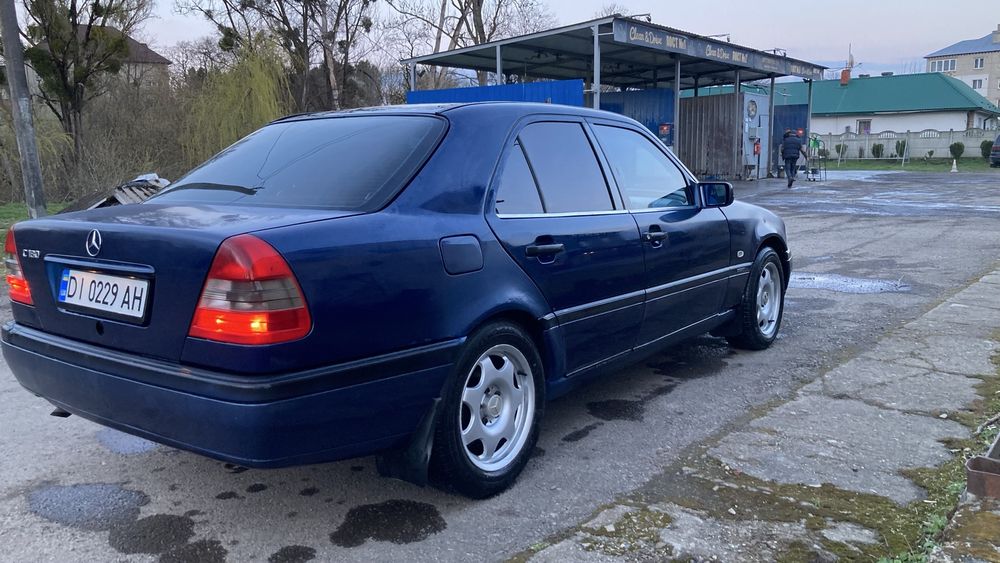 Mercedes w202 c180