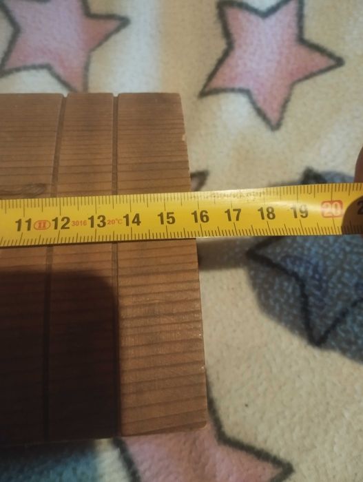 Szkatułka drewniana na biżuterię
