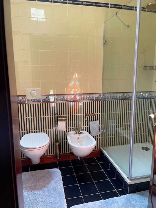 Продам шикарный дом усадьбу в районе Победы