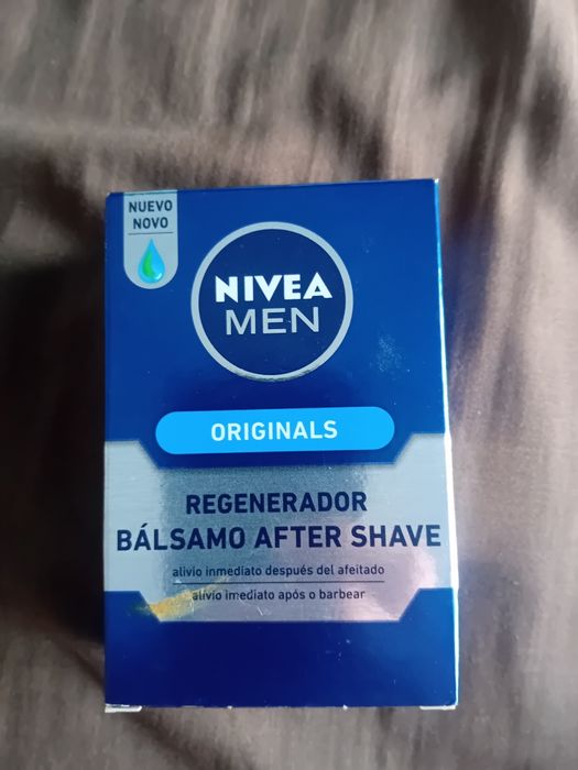 Varios After Shave
