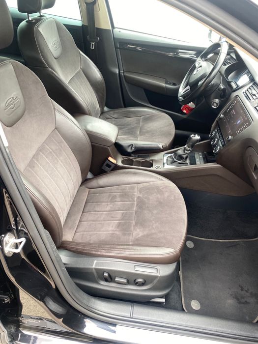 Oktavia A7 Laurin Clement салон Canton