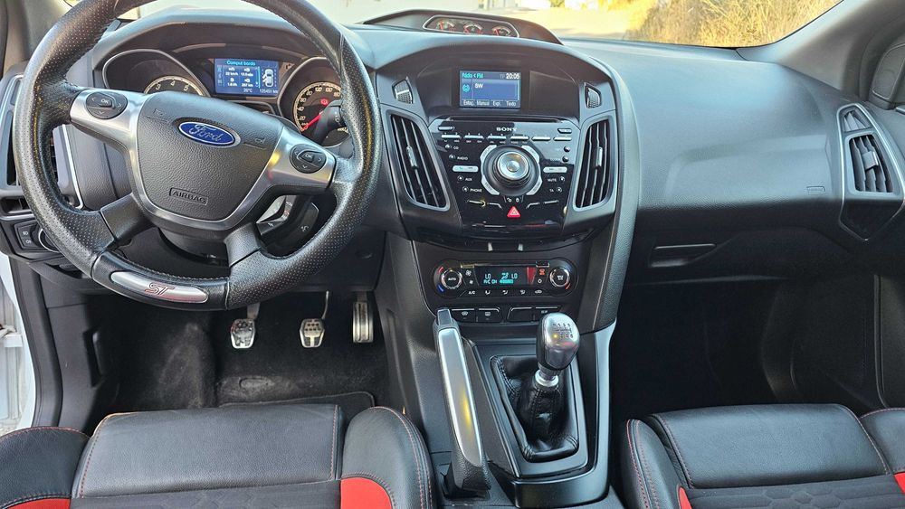 Ford Focus 2.0 ST 250cv