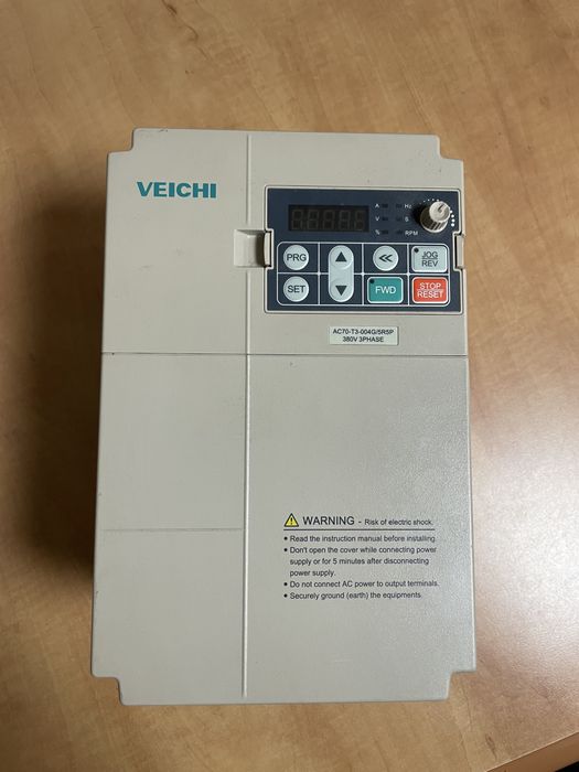 Інвертор 3 фазний VEICHI AC70-T3-004G/5R5P
