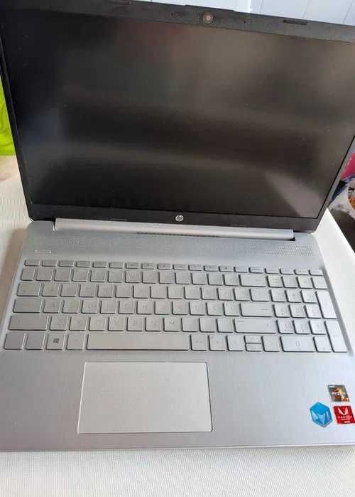 Portátil HP 15s-eq0027np