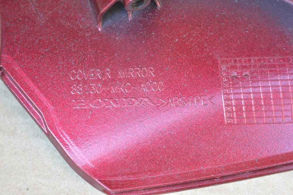 Honda GL 1800 Gold Wing '18r+ OBUDOWA lusterka prawa