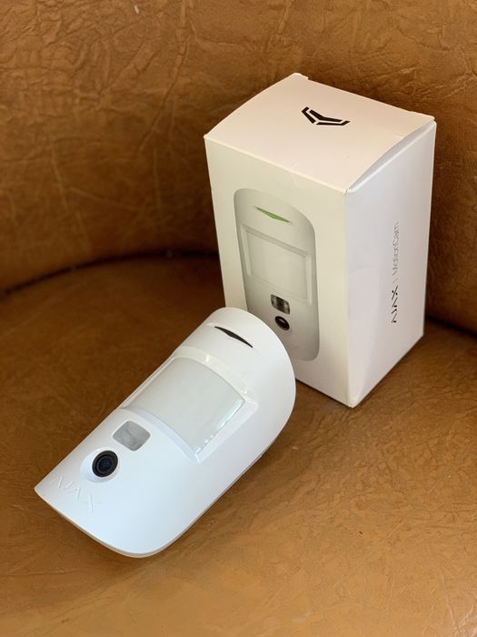 Ajax MotionCam – датчик руху з фотопідтвердженням Аякс